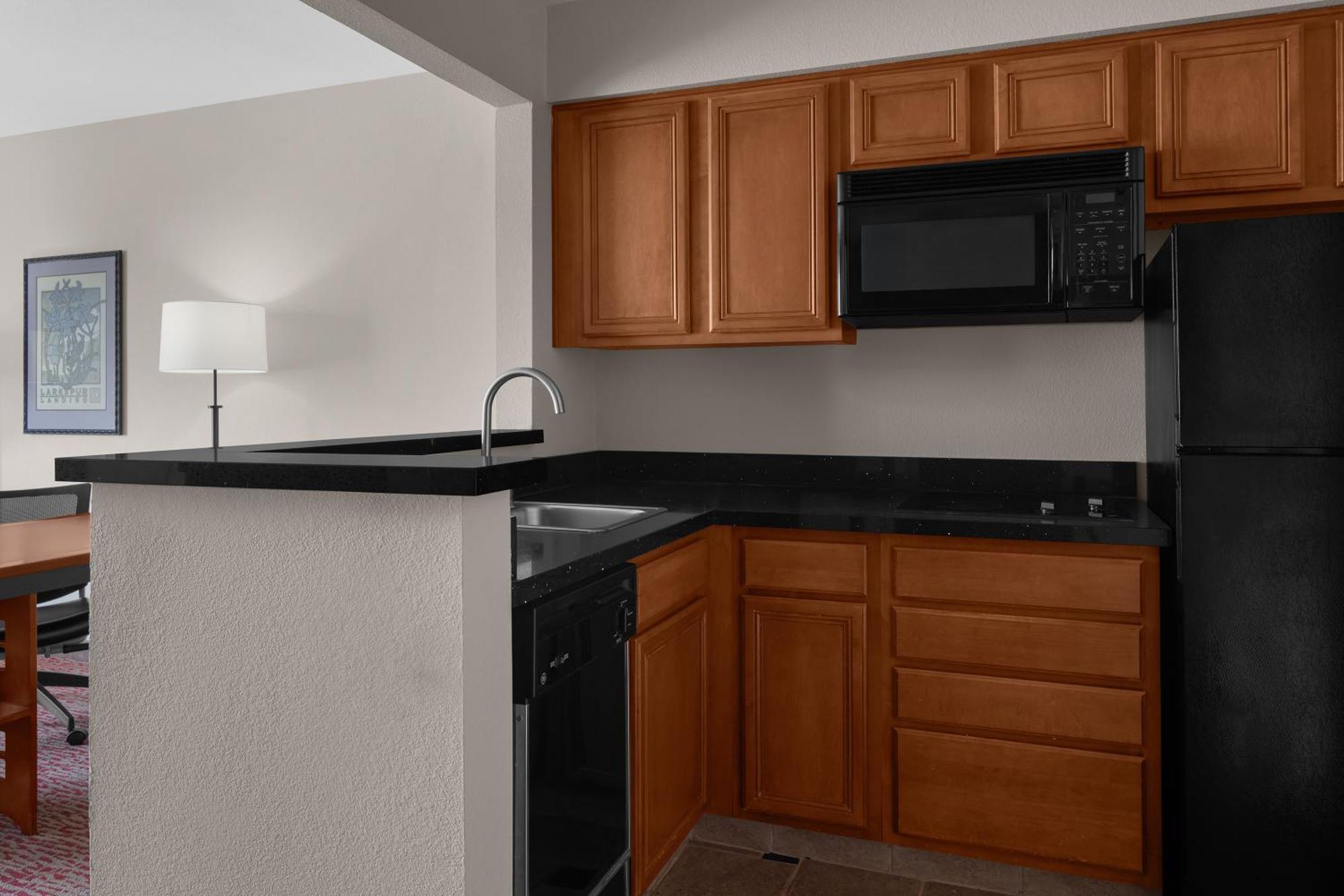 Larkspur Landing Extended Stay Suites Рентон Экстерьер фото