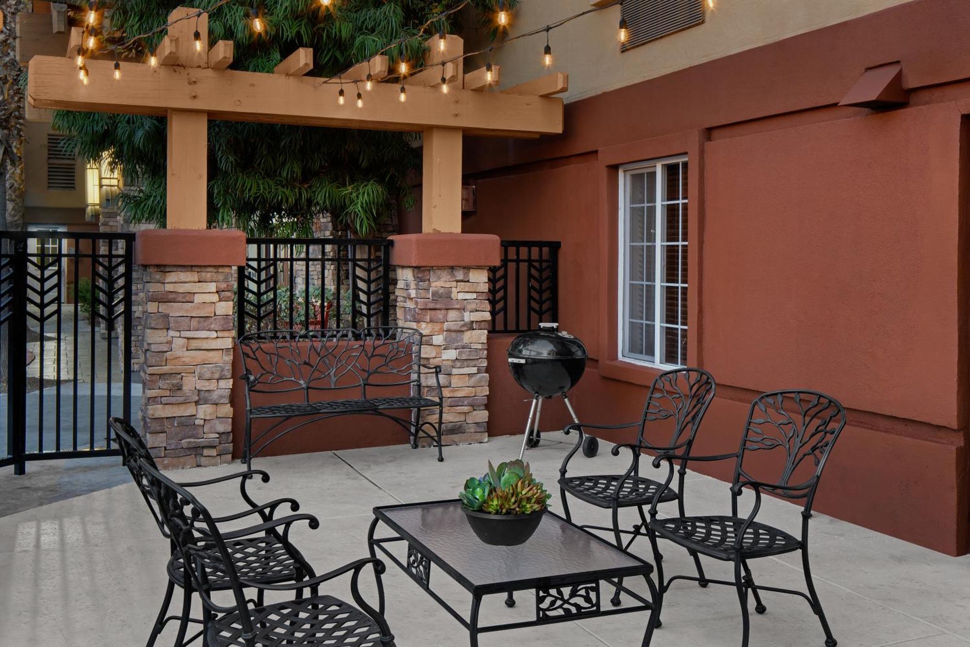 Larkspur Landing Extended Stay Suites Рентон Экстерьер фото